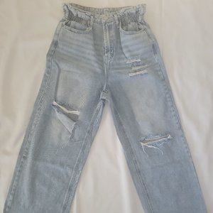 SHEIN Baggy Distressed Boyfriend Jeans
